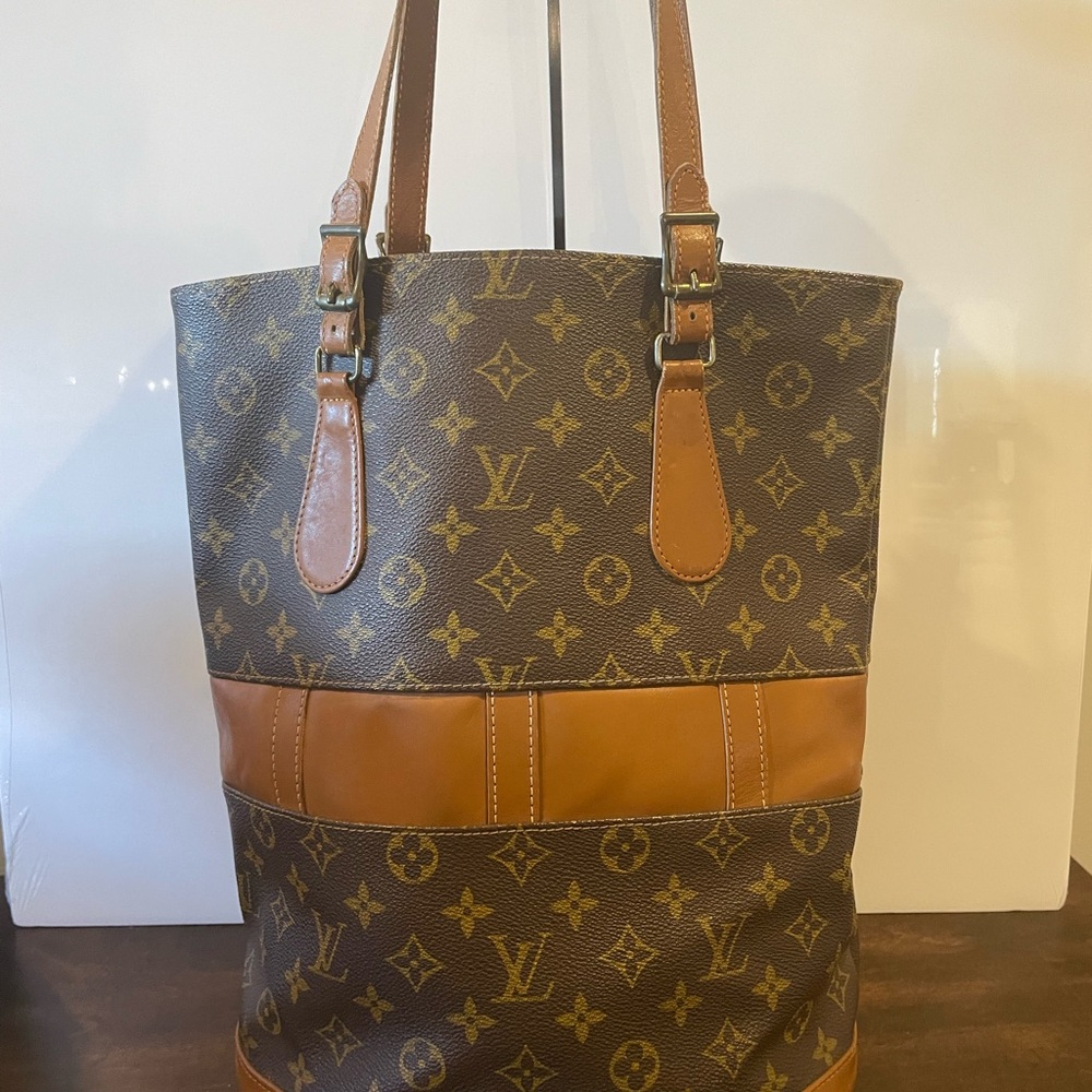 Louis Vuitton Vintage Monogram Bucket Bag